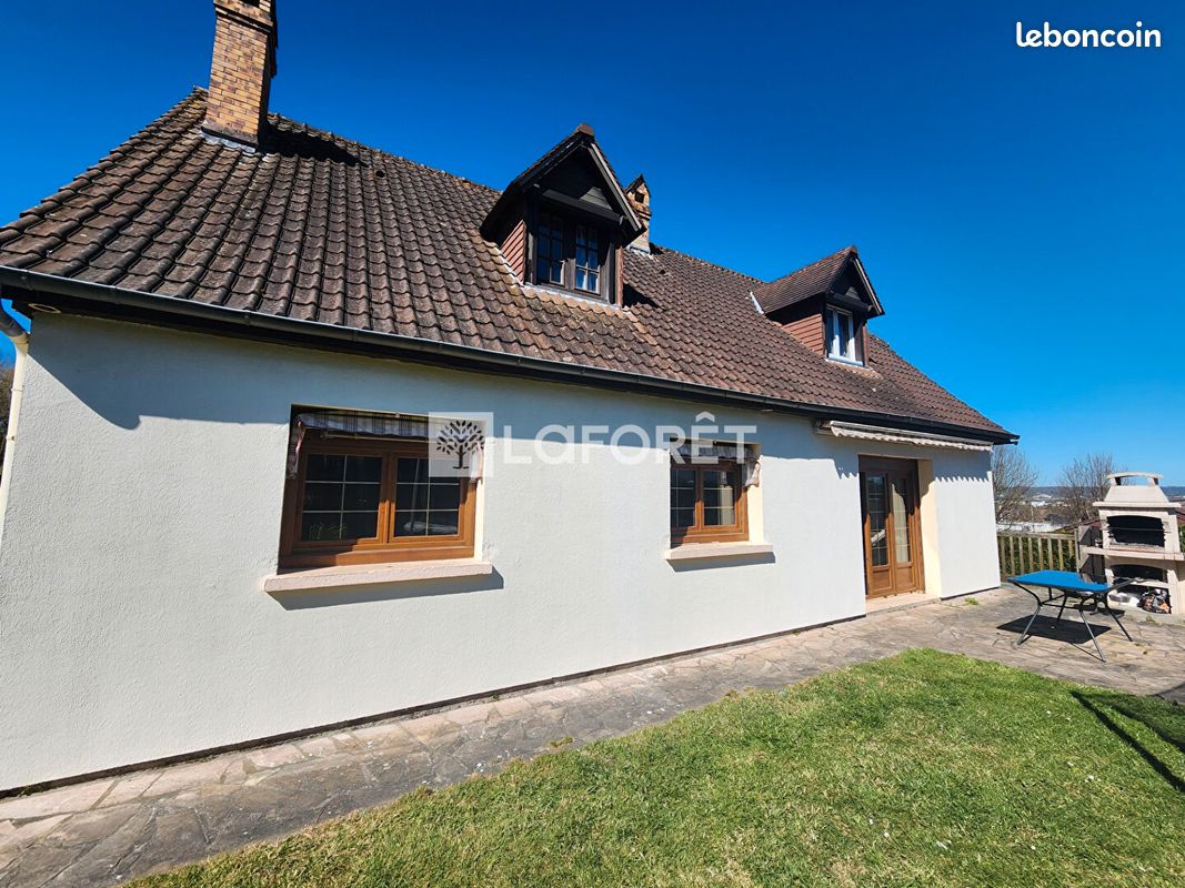 Maison 6 pièces 137 m² · à Saint-Pierre-lès-Elbeuf · 137 m² · 259 000 €