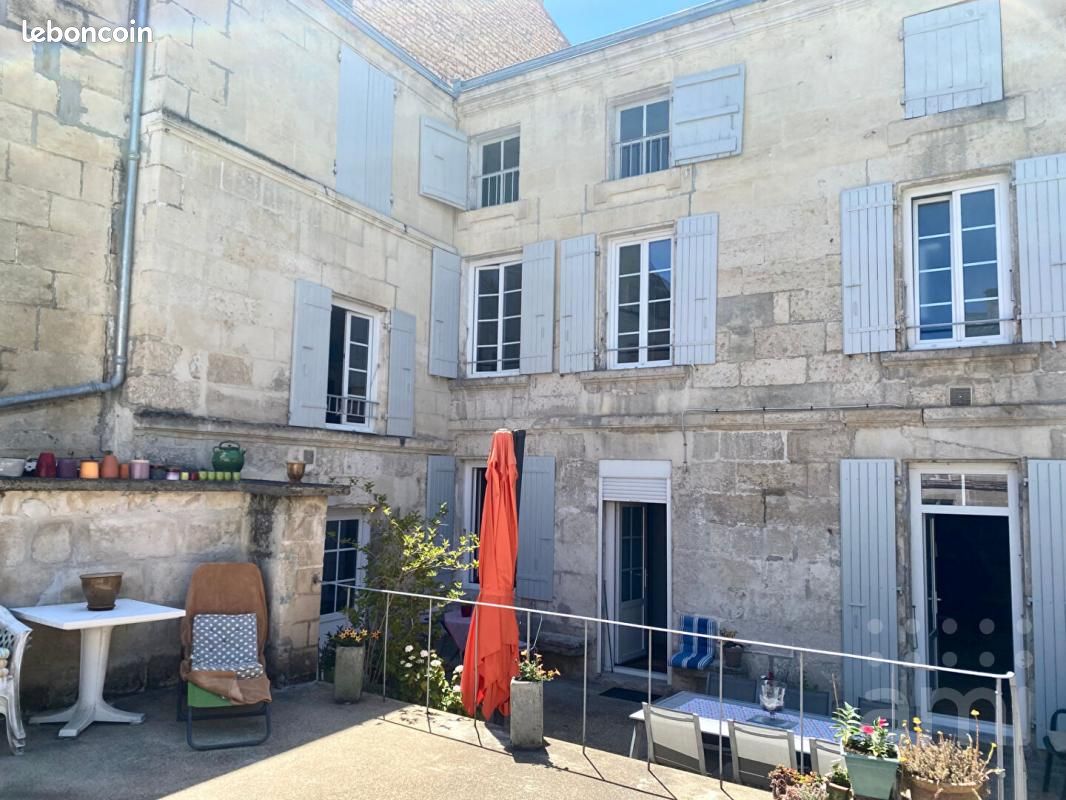 Maison 7 pièces 140 m² · à Niort · 140 m² · 315 000 €