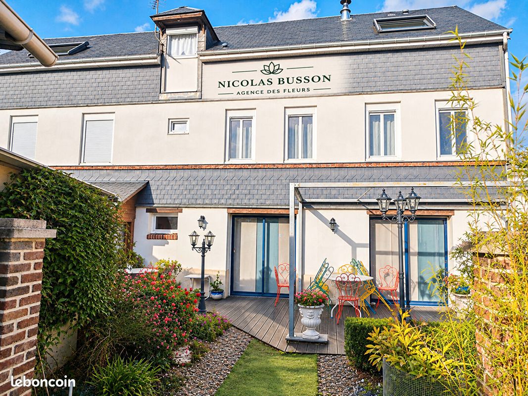 Maison 5 pièces 183 m² · à Caudebec-lès-Elbeuf · 183 m² · 230 000 €