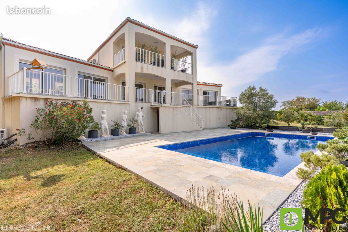 Maison 7 pièces 223 m² · à Villeneuve-sur-Lot · 223 m² · 399 900 €