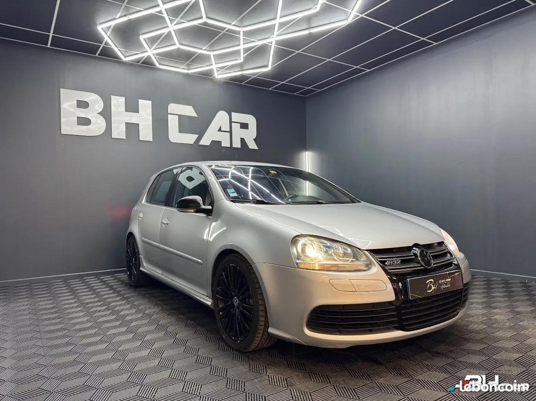 Volkswagen Golf 3.2 R32 250cv 4MOTION DSG BVA (image 4)