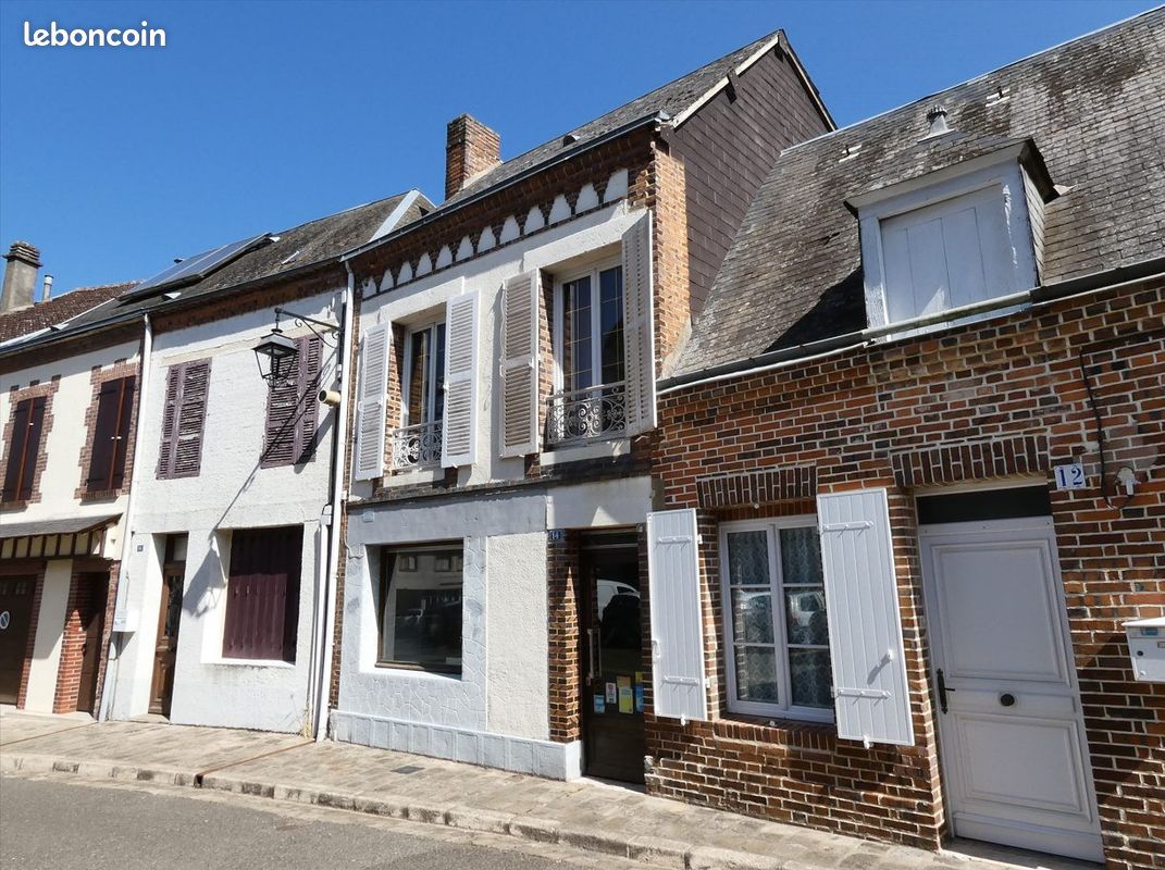 Maison 5 pièces 127 m² · à Vald'Yerre · 127 m² · 90 000 €