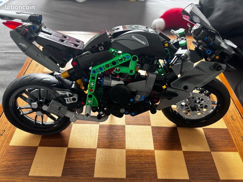 Lego technique moto Kawasaki (image 3)