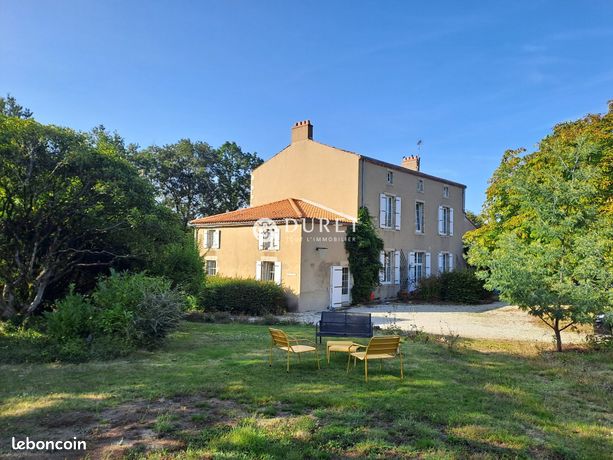 Propriété 7 pièces 250 m²