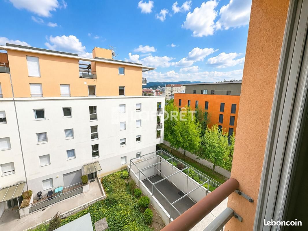 Appartement 2 pièces 55 m² · à Saint-Étienne · 55 m² · 117 700 €