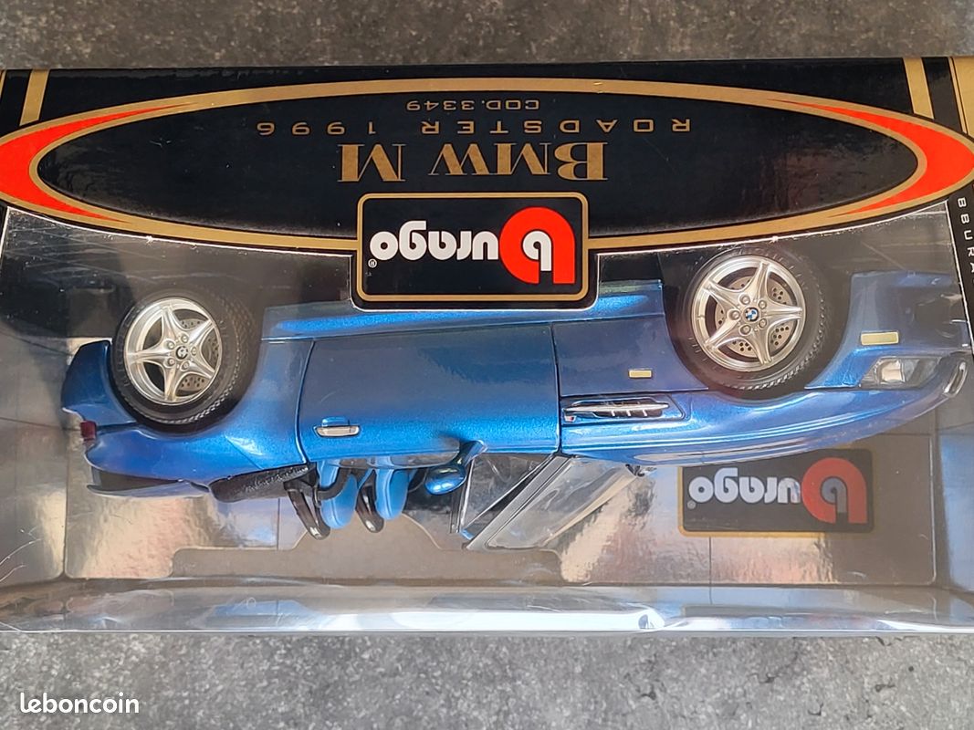 BURAGO 1/18 - COD.3349 BMW M ROADSTER 1996 - METALLIC BLUE | Achetez sur
