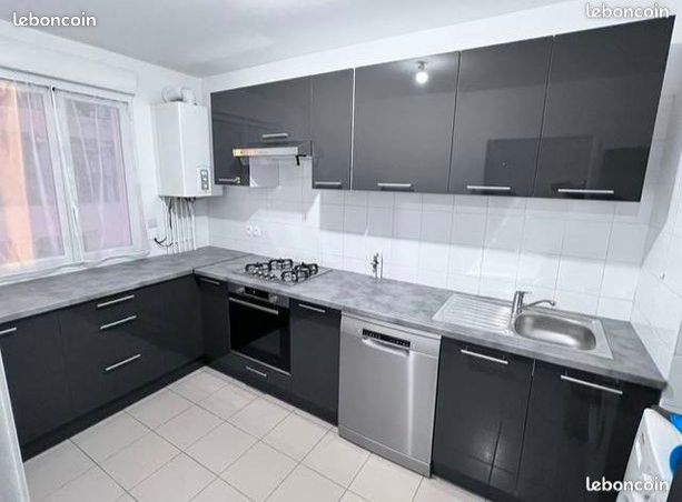 Cuisine complète contemporaine complète (image 1)