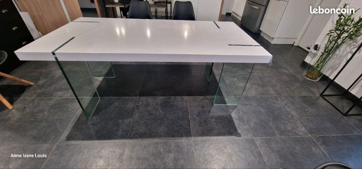 Table de salle à manger (image 3)