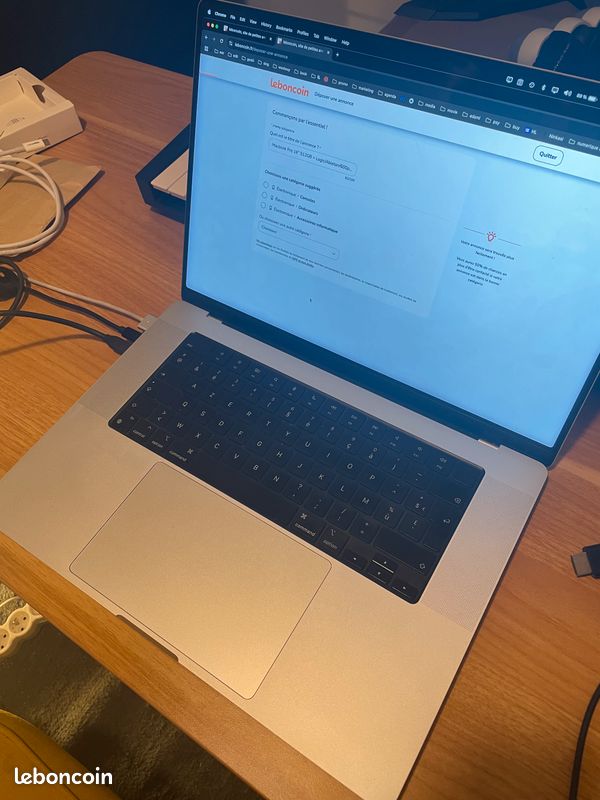 Macbook Pro 16 512GB avec Logic Pro Ableton Live et 600plus-ins + Final Cut Pro + Émulateurs Switch + Windows Crossover... (image 1)