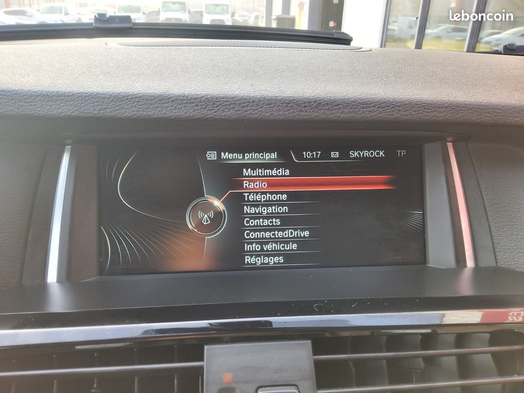 BMW X4 F26 xDrive20d 190ch xLine A (image 17)