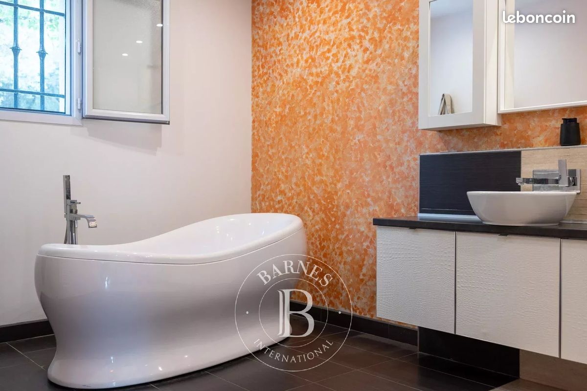 Villa 7 pièces 260 m² (image 17)