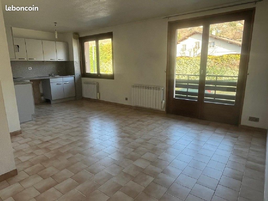 Appartement 3 pièces 59 m² · à Saint-Cergues · 59 m² · 220 000 €