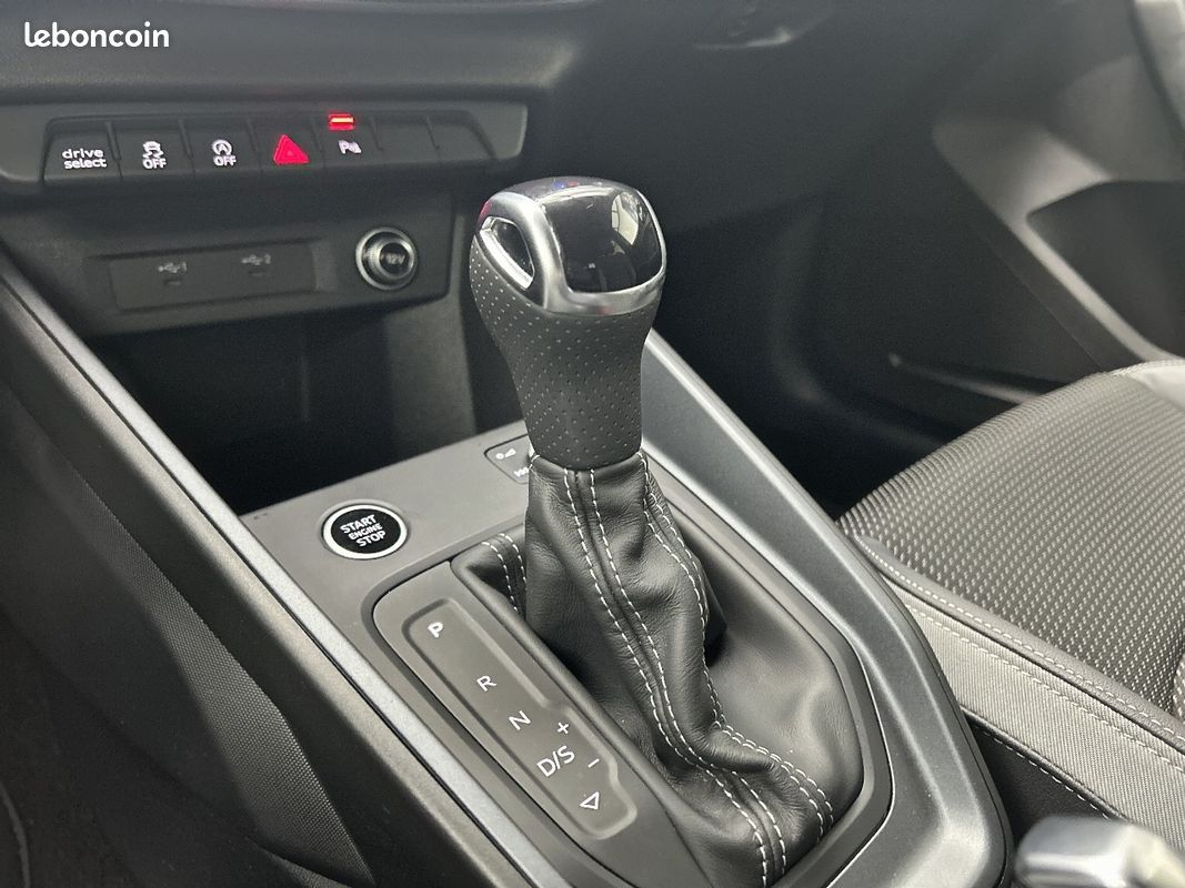 AUDI A1 Sportback 30 TFSI 116 ch S tronic 7 S Line Plus (image 15)