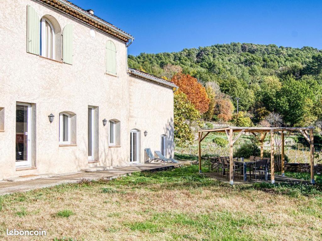 Maison 5 pièces 150 m² · à Draguignan · 150 m² · 1 900 €/mois