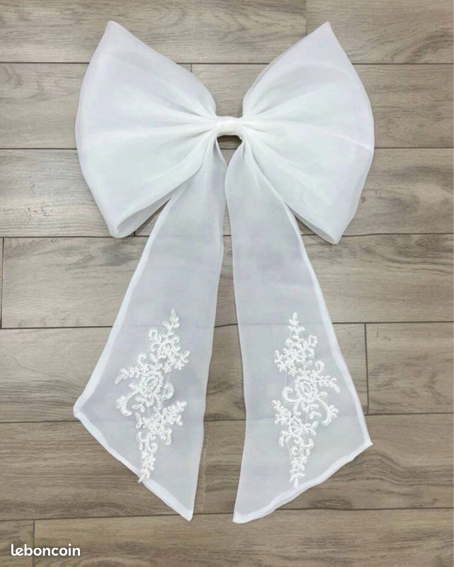 HISDERN Ensemble De Noeud Papillon Et Pochette De Costume Blanc Classique Pour Homme Accessoires De Fete De Mariage (Blanc