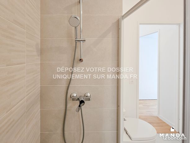 https://img.leboncoin.fr/api/v1/lbcpb1/images/fe/5e/31/fe5e31681b9a56e7c047d3125330dfca9f6b93b4.jpg?rule=ad-image