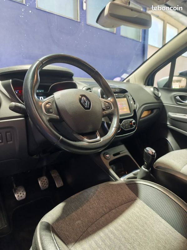 RENAULT Captur 0.9 90ch Intens - 2018 - 93 250 km - Suivi complet Concession - Climatision - Caméra de recule (image 18)