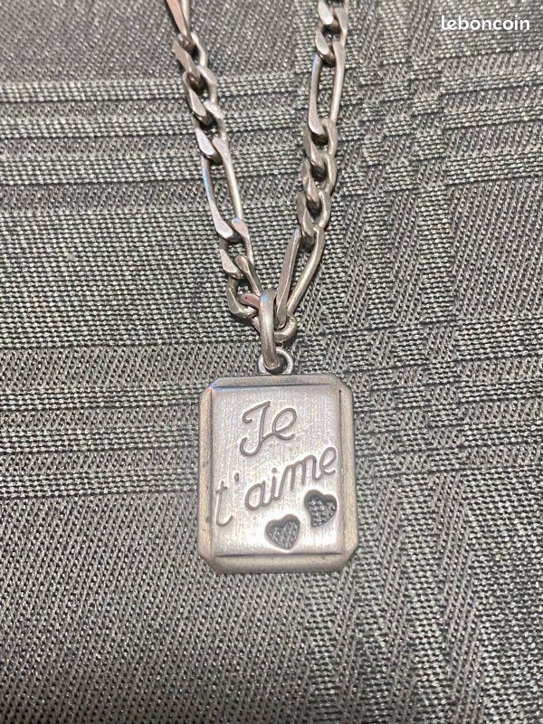 Pendentif "Je T'aime" En Argent Massif - Un Message D'amour Porté Autour Du Cou, Occasion
