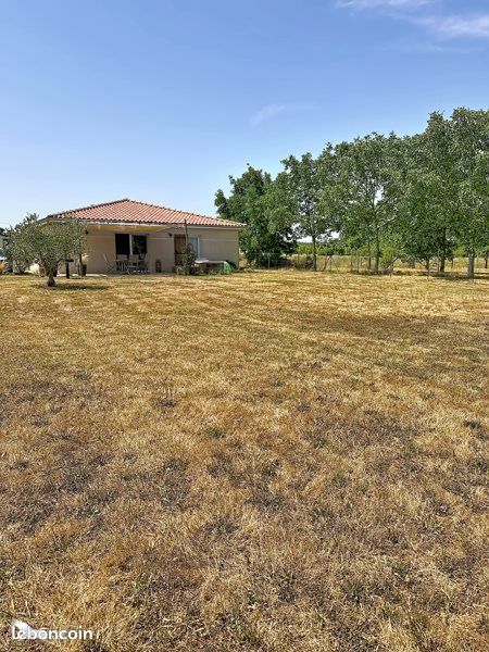 Maison 4 pièces 100 m² · à Castet-Arrouy · 100 m² · 234 300 €