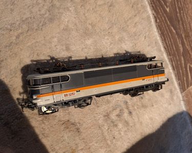 Jouef: electric locomotive BB 9281 SNCF Corail ref. 8329