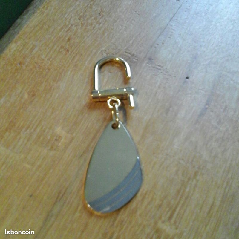 Porte-cles metal (image 2)