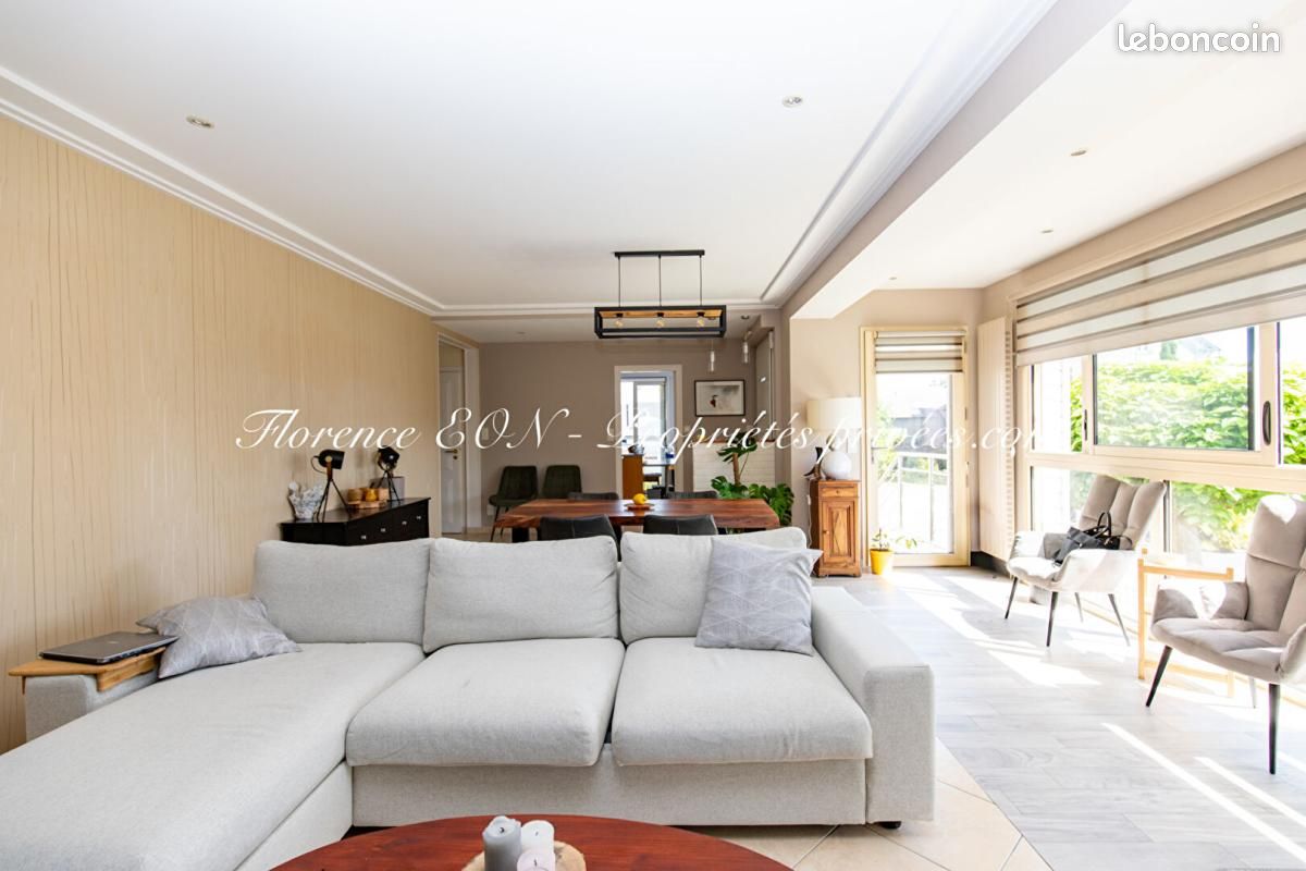 Maison 5 pièces 160 m² · à Saint-M'Hervé · 160 m² · 265 500 €