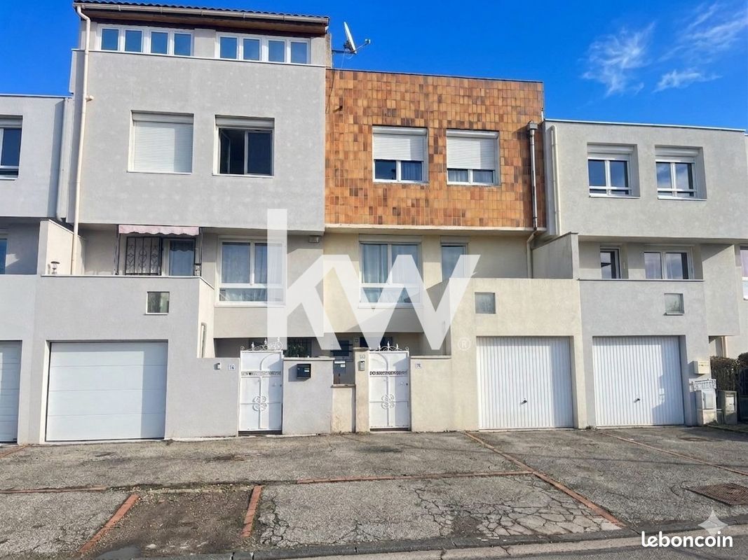 Maison 6 pièces 112 m² · à Saint-Étienne · 112 m² · 182 000 €