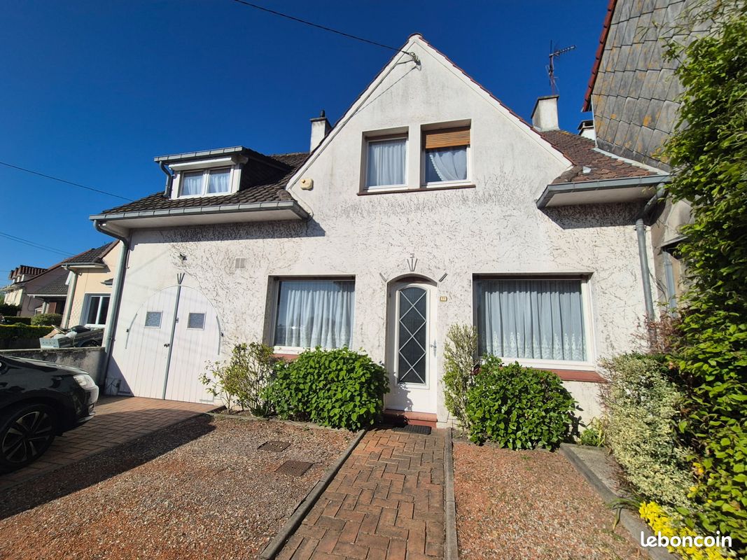 Maison 9 pièces 143 m² · à Cucq · 143 m² · 360 400 €