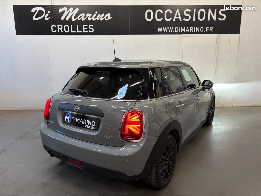 Mini Cooper 5 Portes One 102 ch BVA7 Finition Salt (image 2)