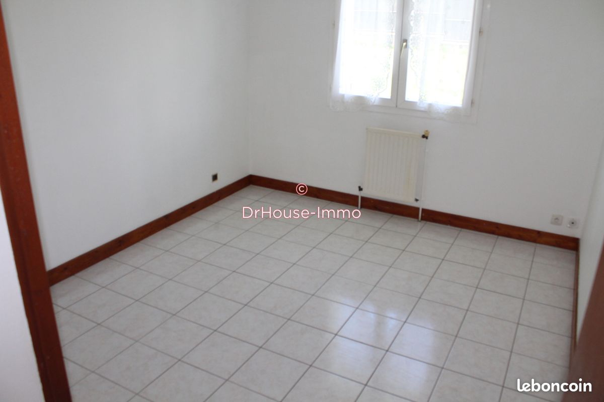 Maison 6 pièces 128 m² - Puymoyen 16400 (image principale 4)