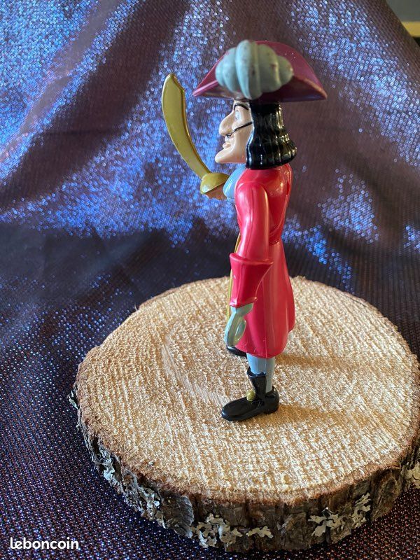 Figurine capitaine crochet disney (image 6)