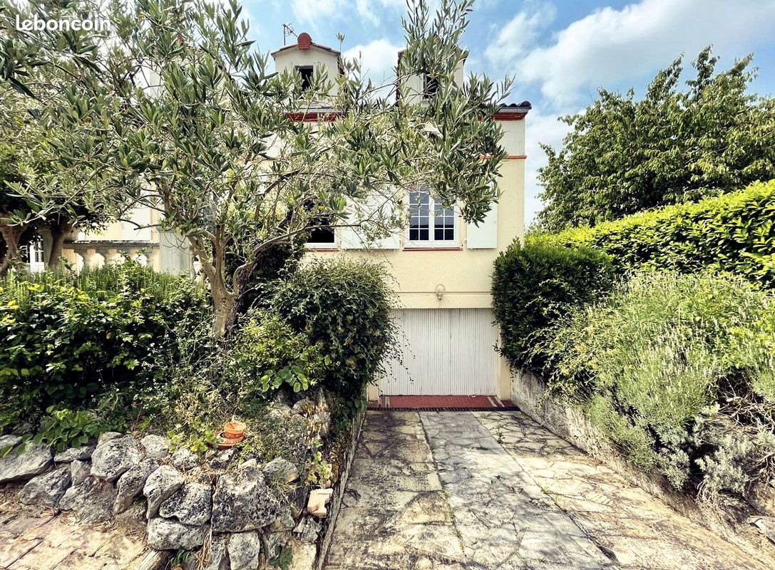 Maison 8 pièces 170 m² · à Escalquens · 170 m² · 320 000 €