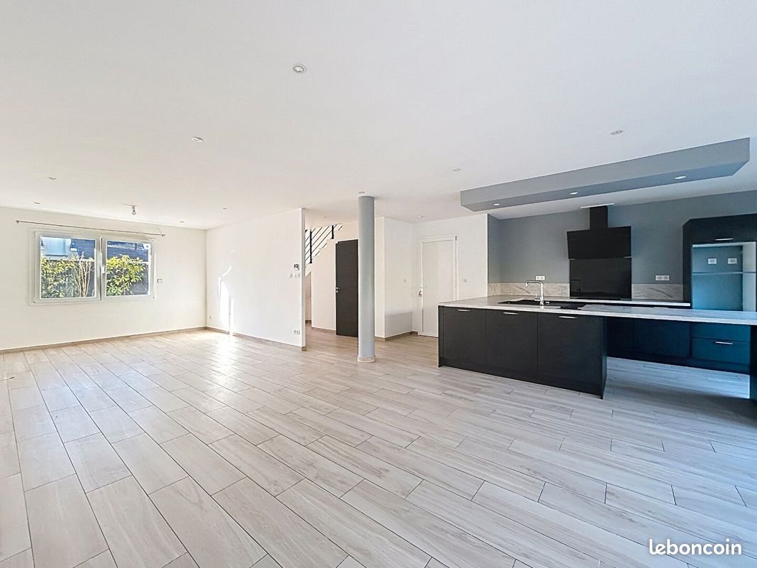 Maison 6 pièces 150 m² · à Bezannes · 150 m² · 1 531 €/mois