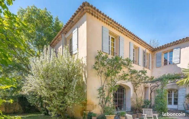Maison 4 pièces 180 m²