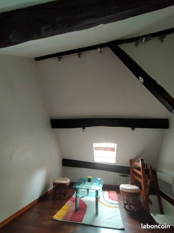 Appartement 2 pièces 25 m² · à Dijon · 25 m² · 560 €