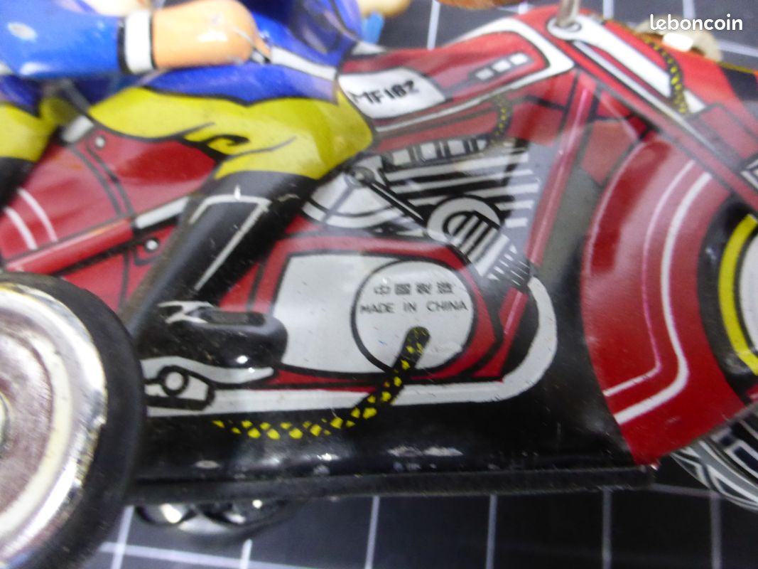 motor cycle - Jouet en étain motor cycle friction powered - Japon