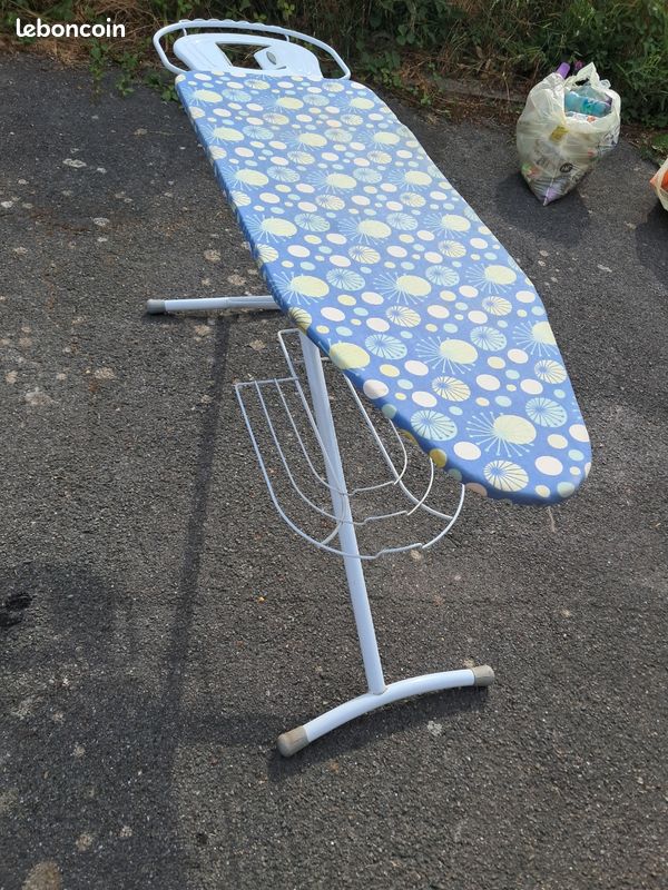 Grande table à repasser (image 2)