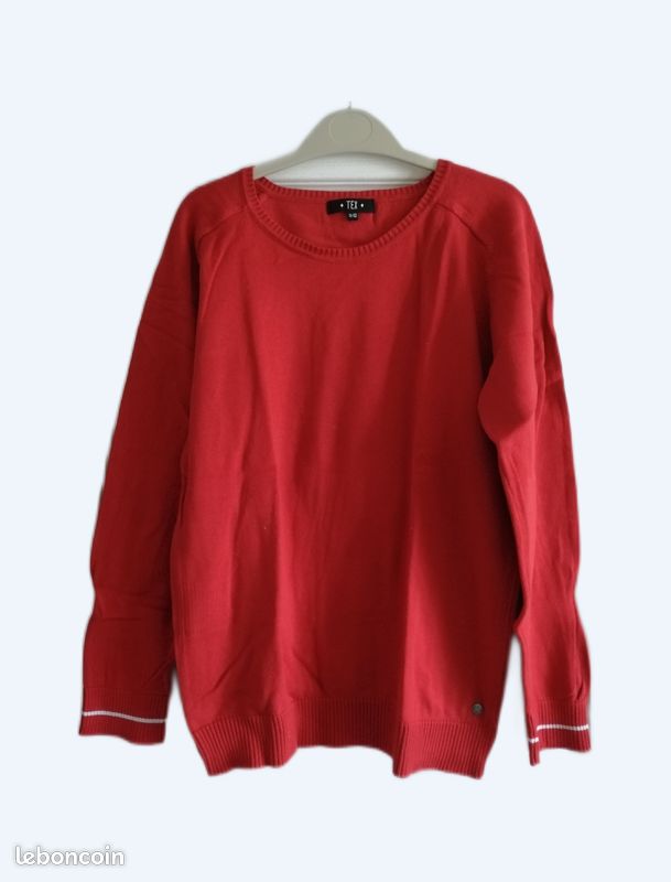 Pull fin rouge (image 1)
