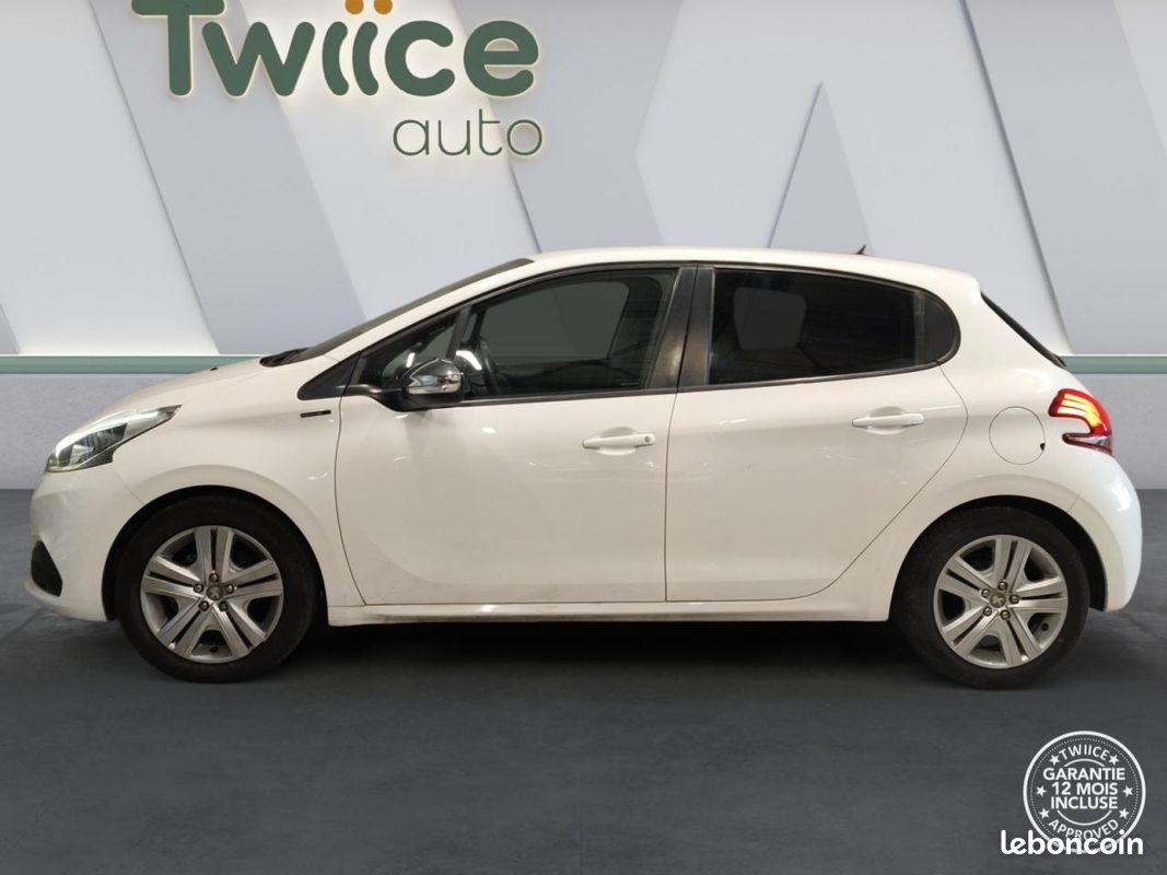 Peugeot 208 1.2 puretech 80 signature (garantie 12 mois) (image 4)