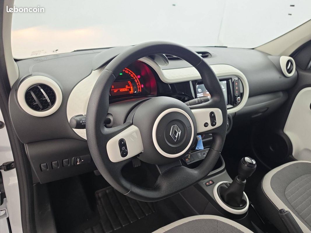 RENAULT Twingo III SCe 65 Equilibre (image 10)