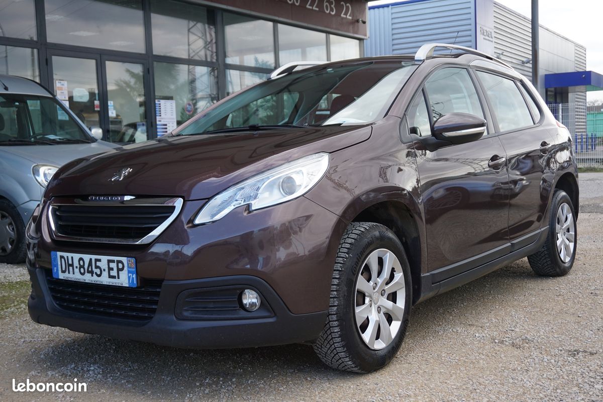 Peugeot 2008 1.2 VTI ACCESS (image 1)