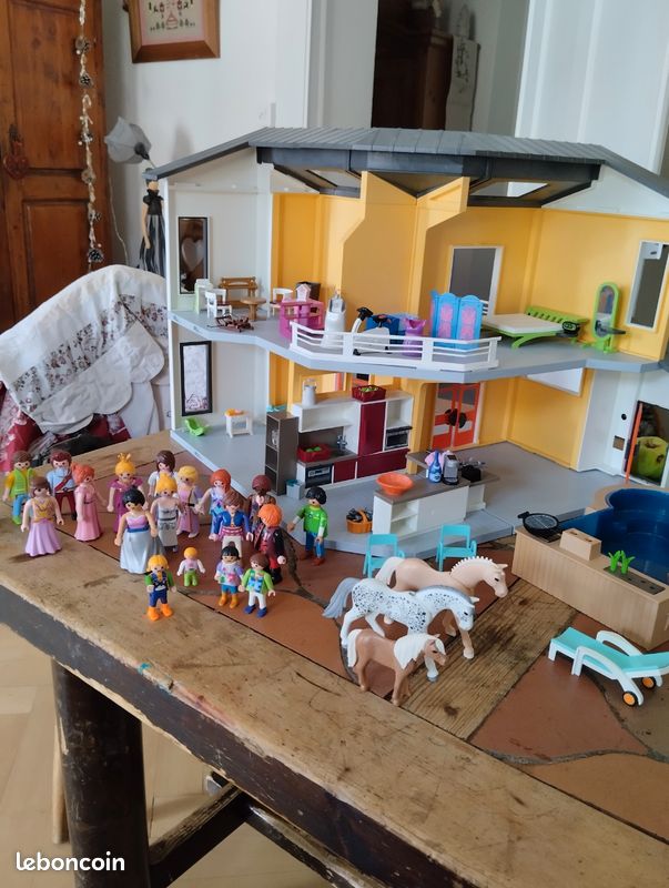 Maison playmobil city (image 1)