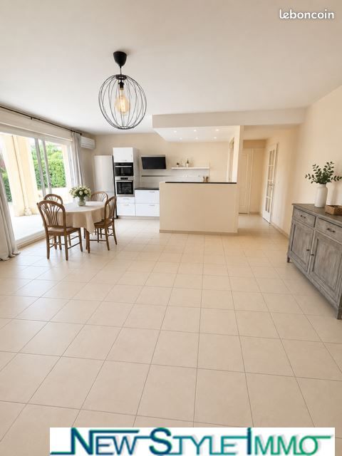 Appartement 3 pièces 66 m² · à Six-Fours-les-Plages · 66 m² · 470 000 €