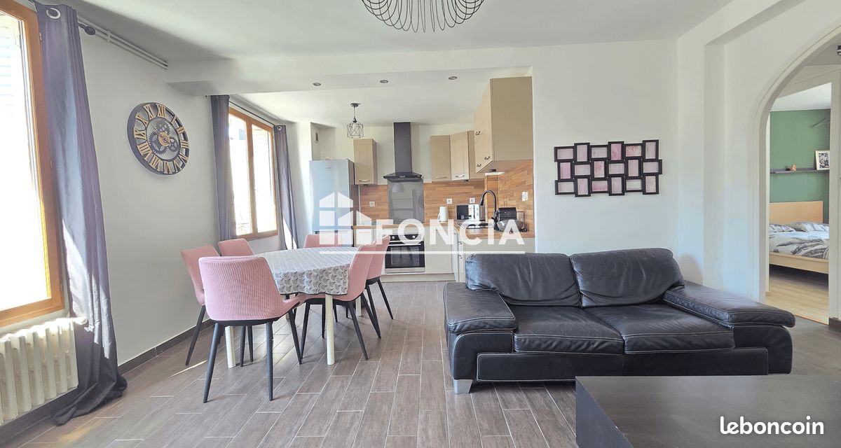 Appartement 4 pièces 65 m² · à Fontaine · 65 m² · 750 €/mois