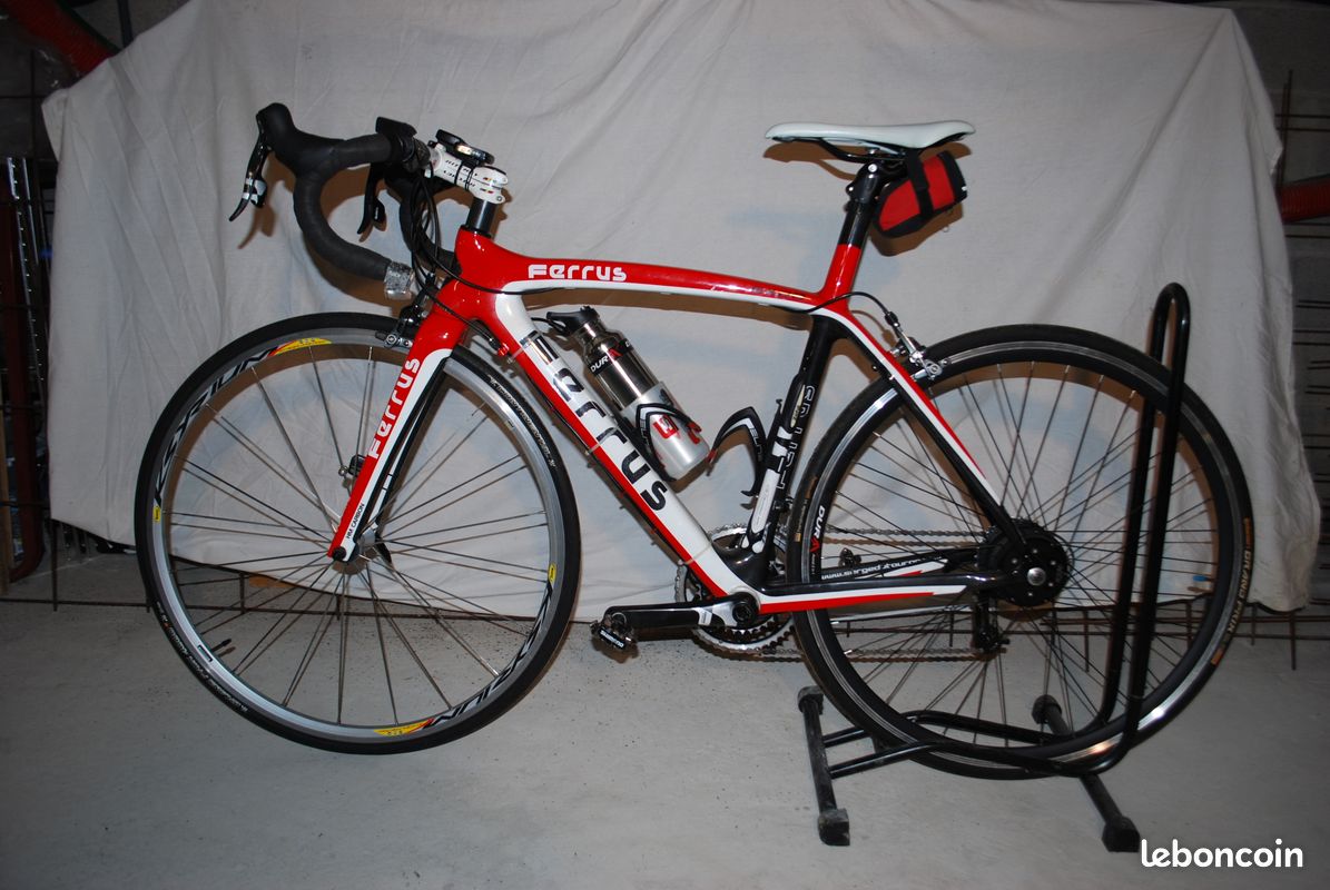 LOOK 785 Huez RS – Vélo de route carbone – Très bon état - LOOK - 17440 - Troc Vélo
