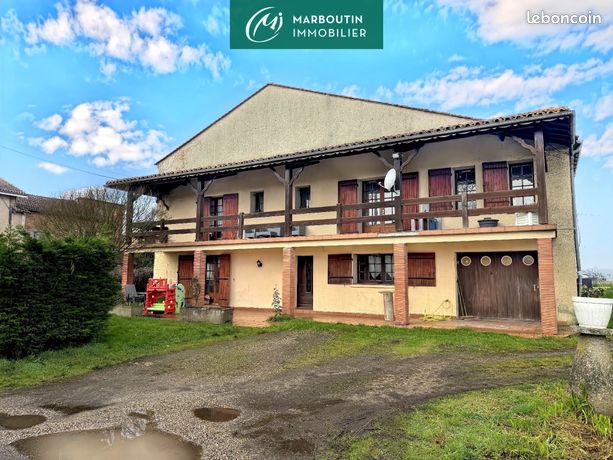 Maison 7 pièces 246 m²