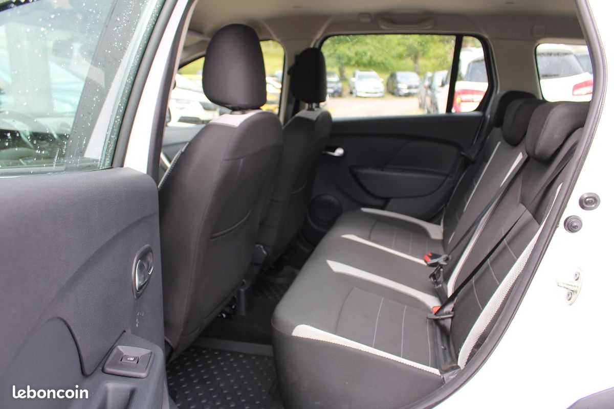 Dacia LOGAN MCV 1L5 BLUEDCI 95 STEPWAY CAMÉRA GPS USB RÉGULATEUR BLUETOOTH ABS LEDS CLIMAT (image 9)