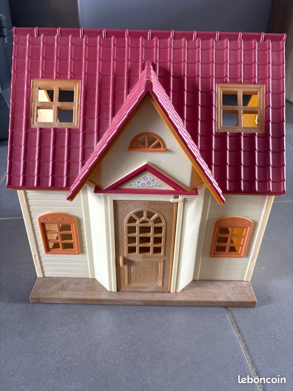 Sylvanian cosy cottage (image 1)