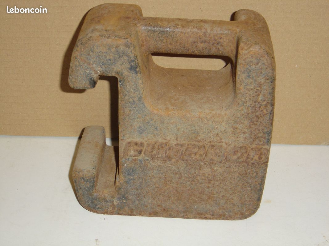 Contrepoids GUTBROD pour microtracteur (image 1)