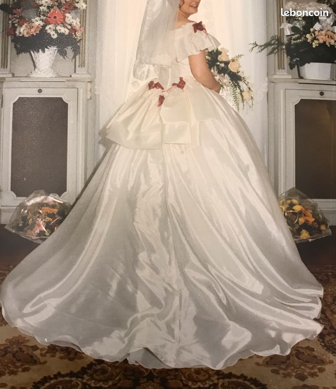 Robe de mariée Nuptial Paris - taille 40 (image 3)